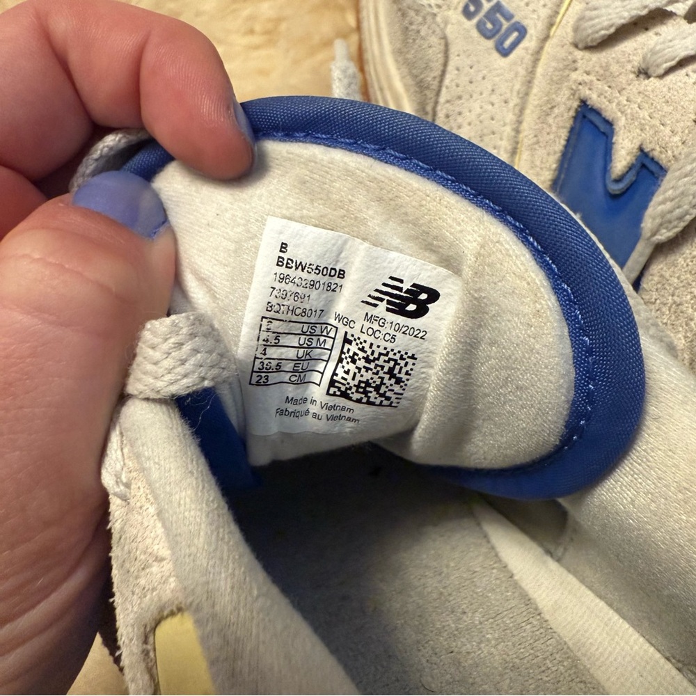 New Balance 550 Sneakers in cream yellow blue pink - Picture 9 of 9